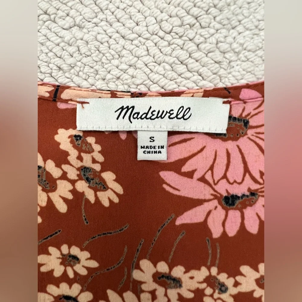 Madewell Novel Tie-Front Top in Hillside Daisies Multi Daisies Burnt Clay Size:S - Picture 5 of 15
